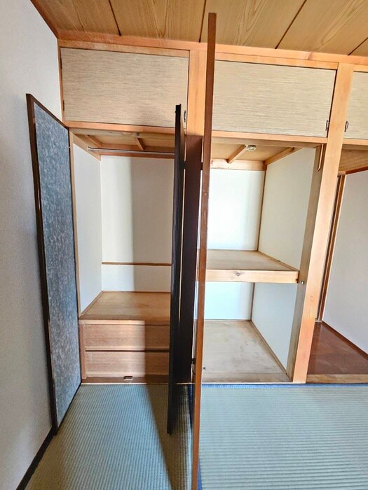 物件内観写真10　(収納)