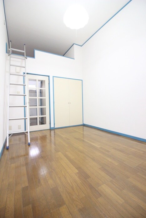 物件内観写真10　(居室)