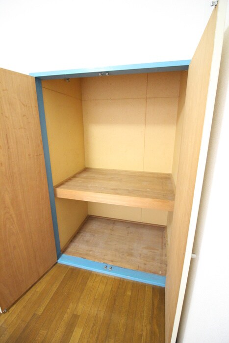 物件内観写真12　(収納)