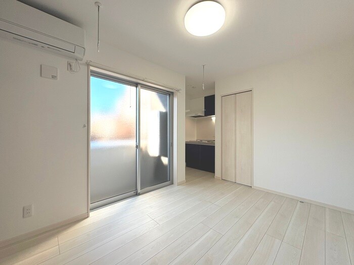 物件内観写真10　(居室)