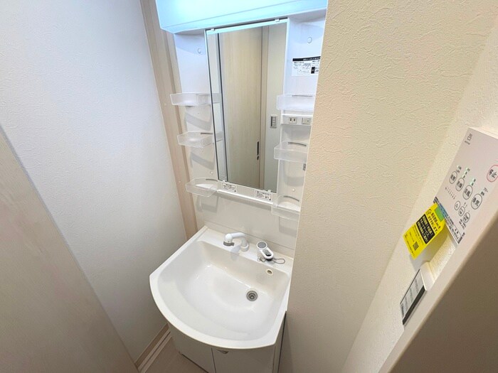 物件内観写真15　(洗面)