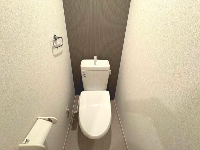 物件内観写真16　(トイレ)