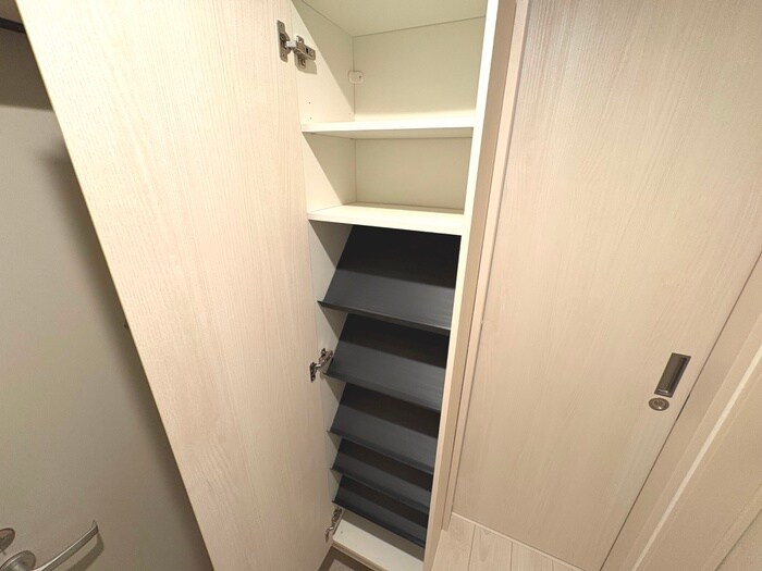 物件内観写真22　(靴箱)