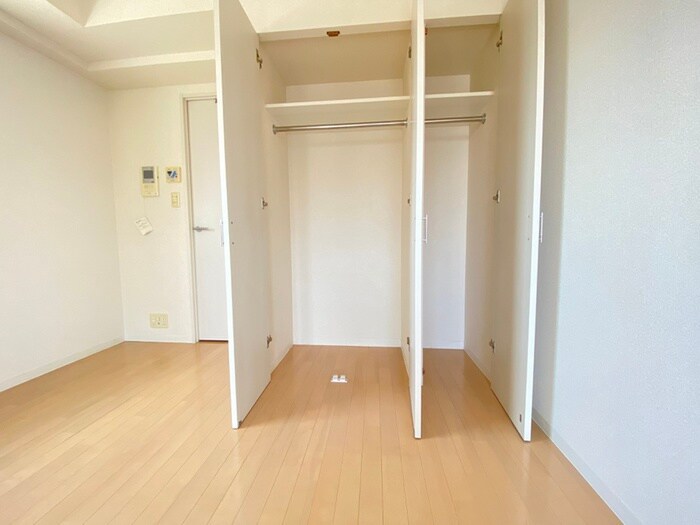 物件内観写真9　(収納)