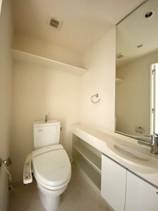 物件内観写真12　(トイレ)