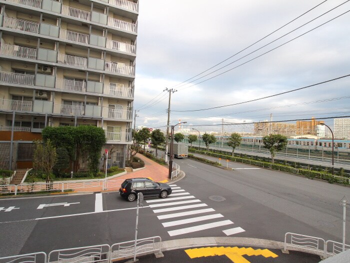 物件内観写真15　(室内からの展望)