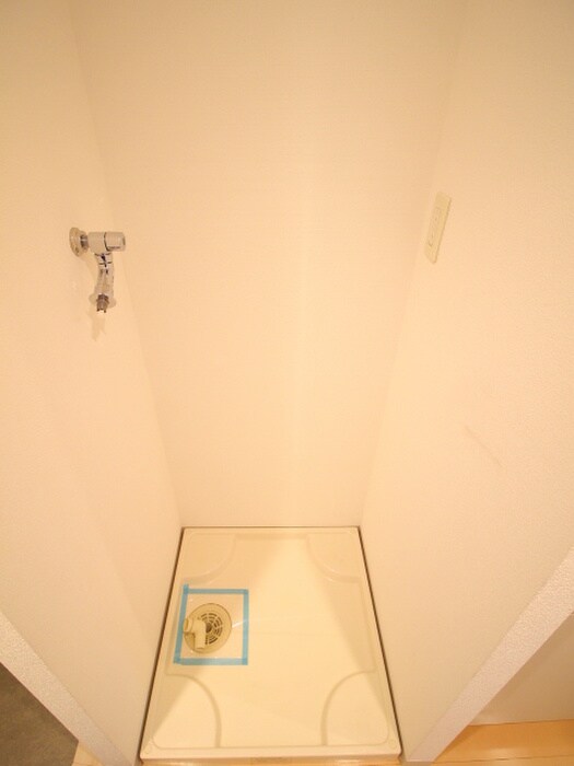 物件内観写真19　(洗濯機置場)