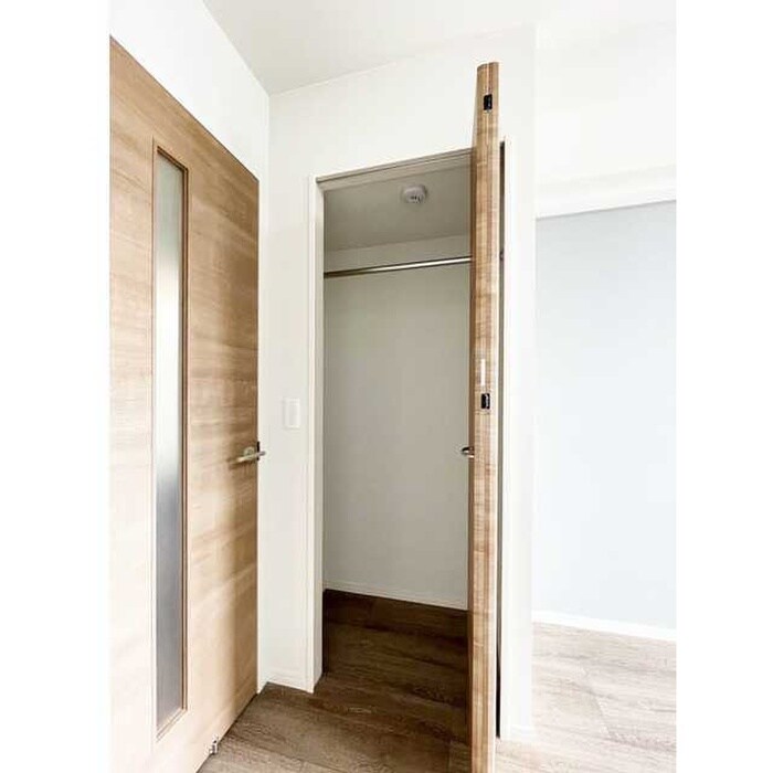 物件内観写真7　(収納)