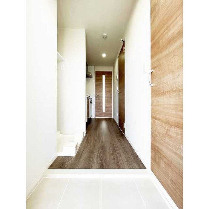 物件内観写真13　(廊下)