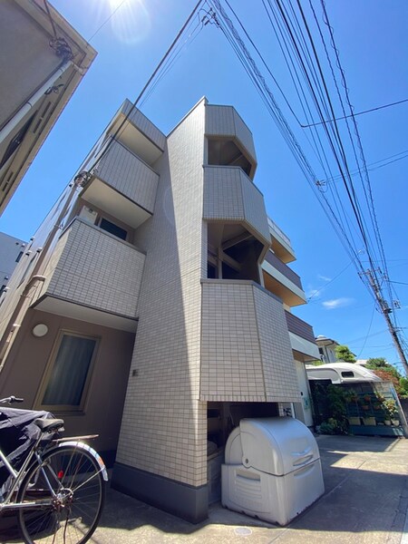 アタナジオ外観写真
