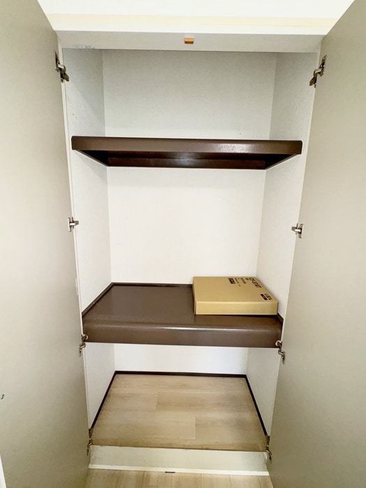 物件内観写真11　(収納)
