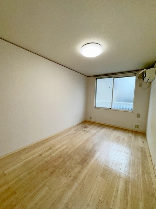 物件内観写真12　(居室)