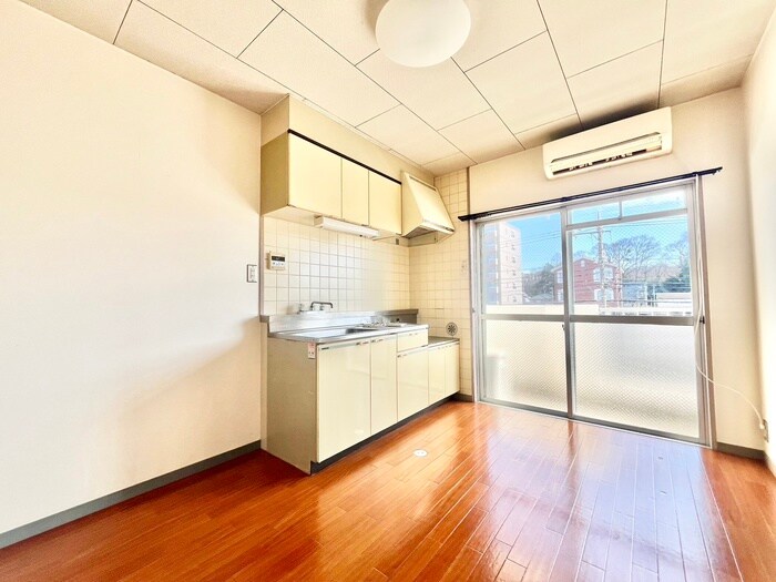 物件内観写真7　(居室)