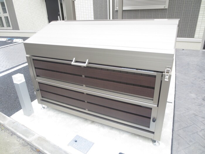 物件外観写真6　(建物設備)