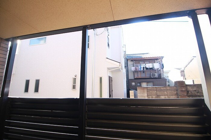 物件内観写真17　(室内からの展望)