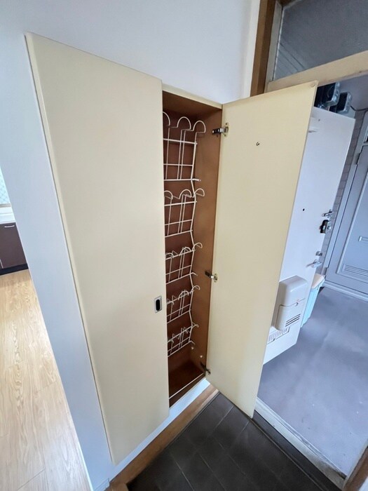 物件内観写真16　(靴箱)