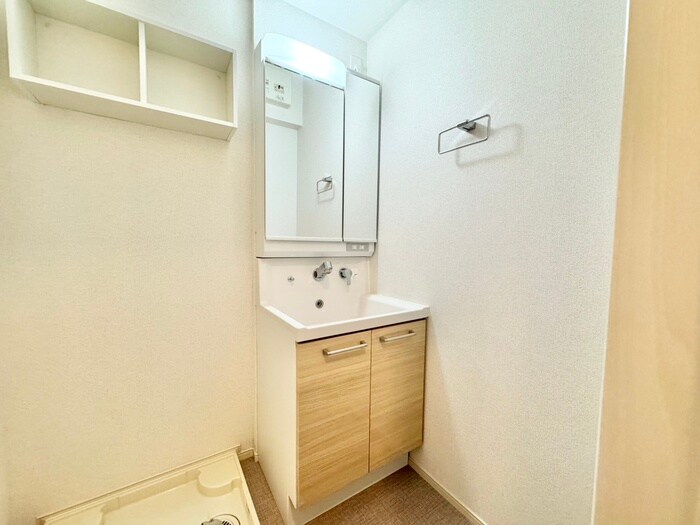 物件内観写真11　(洗面)