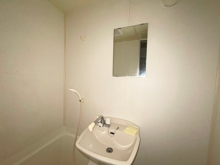 物件内観写真16　(洗面)