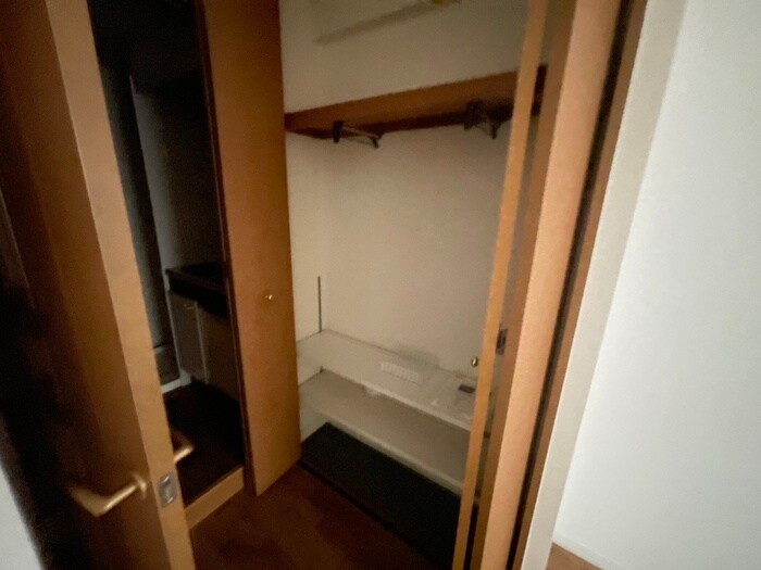 物件内観写真17　(収納)