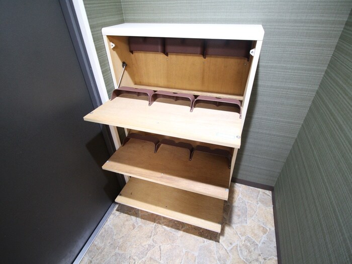 物件内観写真17　(靴箱)