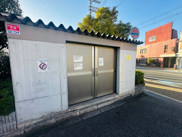 物件外観写真6　(建物設備)