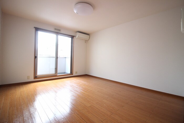 物件内観写真5　(居室)