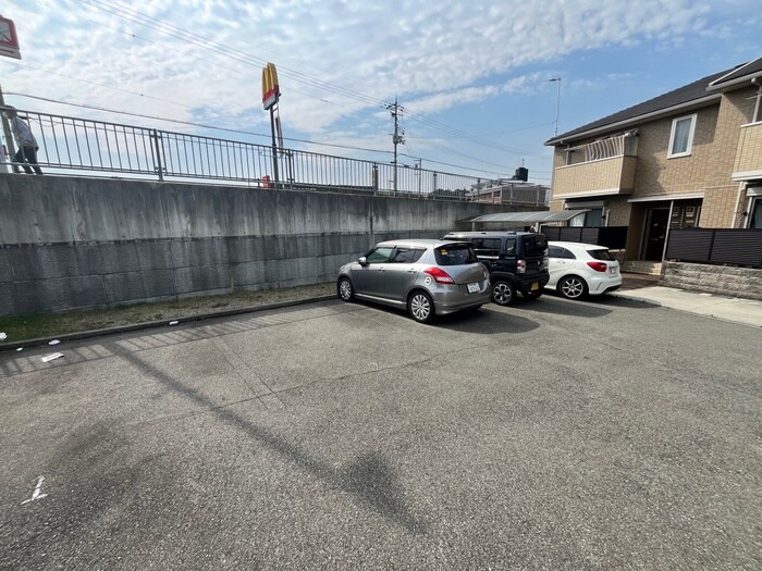 物件外観写真6　(周辺環境)