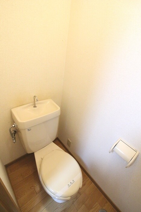 物件内観写真9　(トイレ)