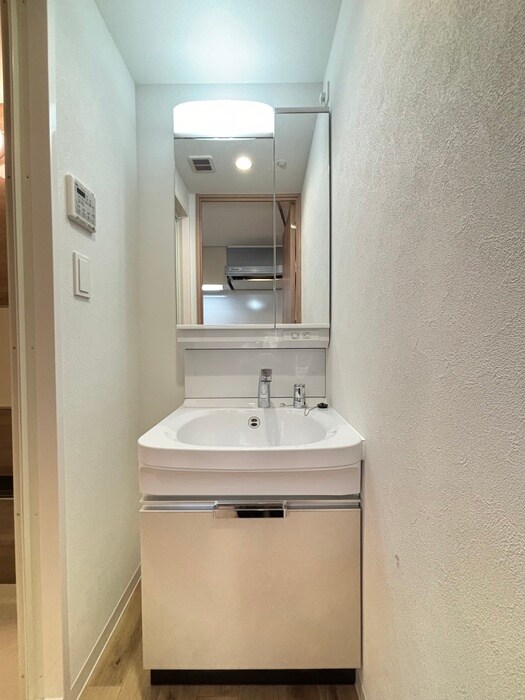 物件内観写真12　(洗面)