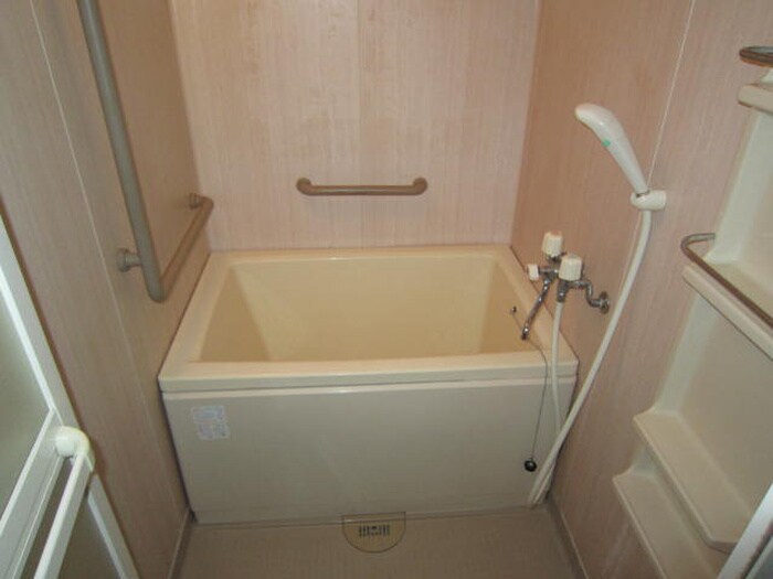 物件内観写真5　(バス／シャワールーム等)