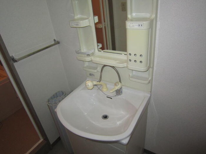 物件内観写真6　(洗面)