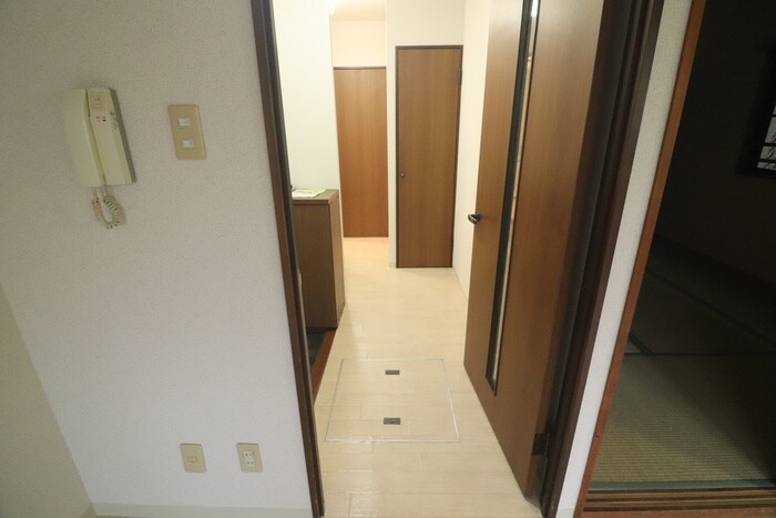物件内観写真20　(廊下)