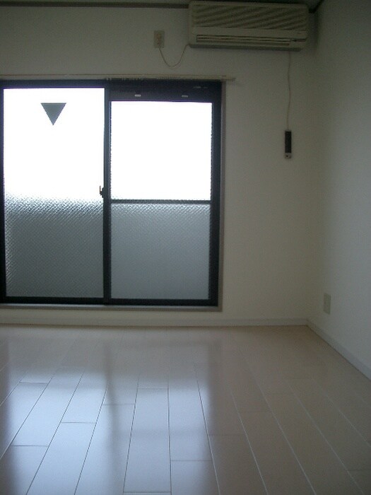 物件内観写真6　(居室)