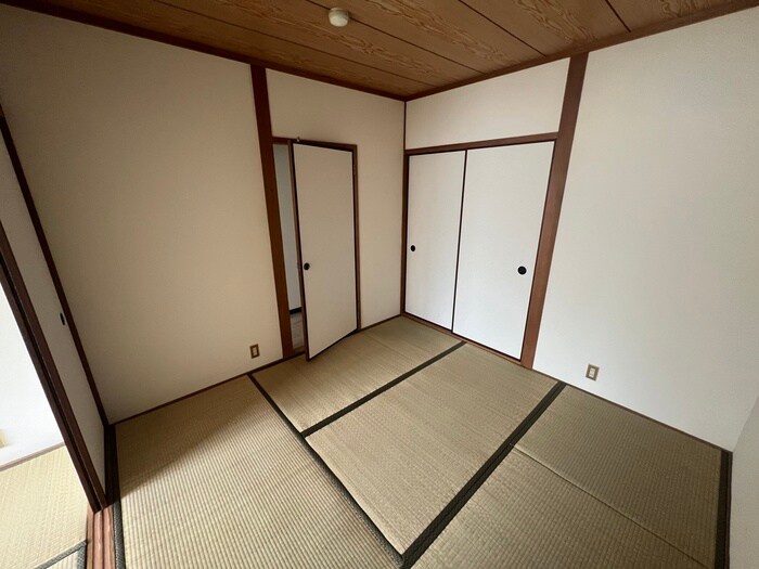 物件内観写真9　(居室)