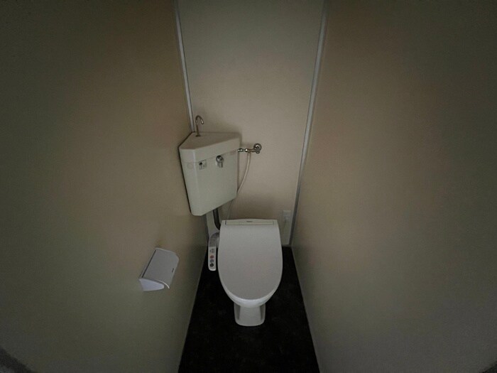 物件内観写真13　(トイレ)
