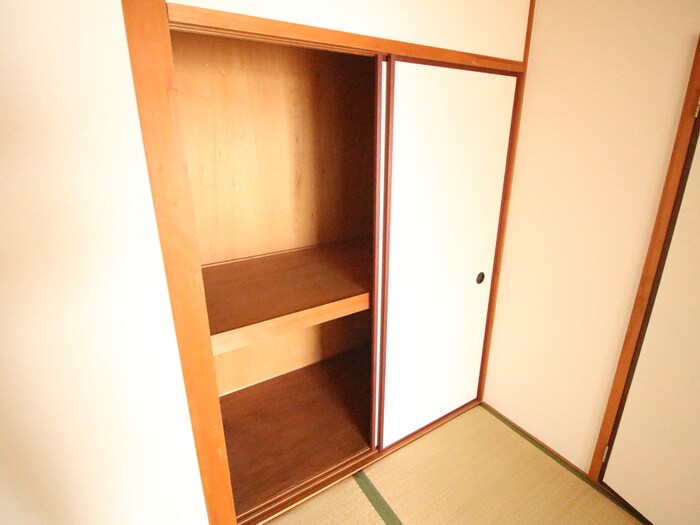 物件内観写真15　(収納)