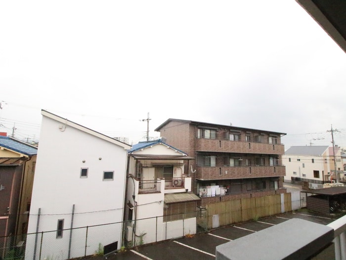 物件内観写真22　(室内からの展望)