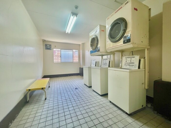 物件外観写真6　(建物設備)