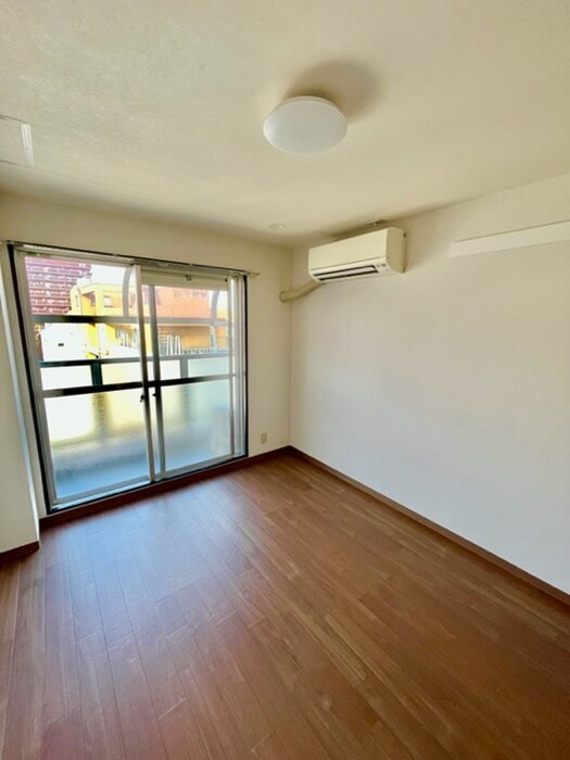 物件内観写真14　(居室)