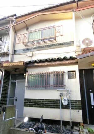 出島海岸通３丁貸家外観写真
