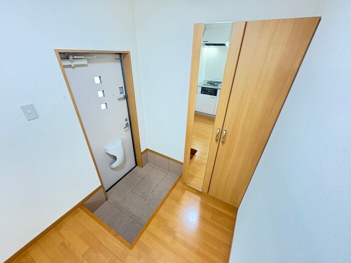 物件内観写真16　(靴箱)