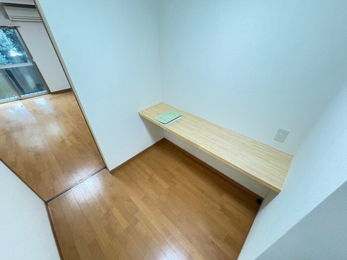 物件内観写真19　(廊下)