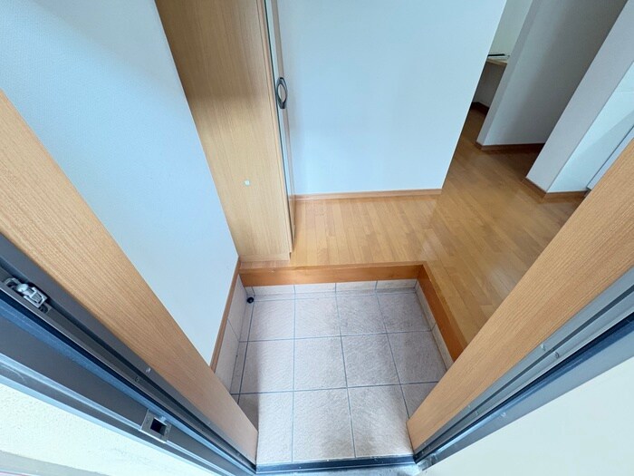 物件内観写真20　(玄関)