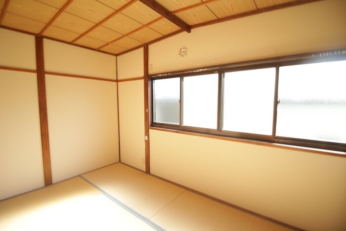 物件内観写真10　(居室)