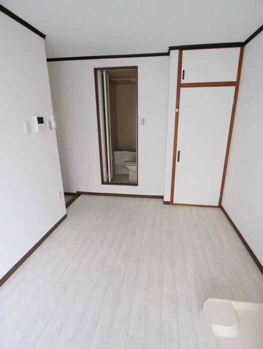 物件内観写真18　(居室)