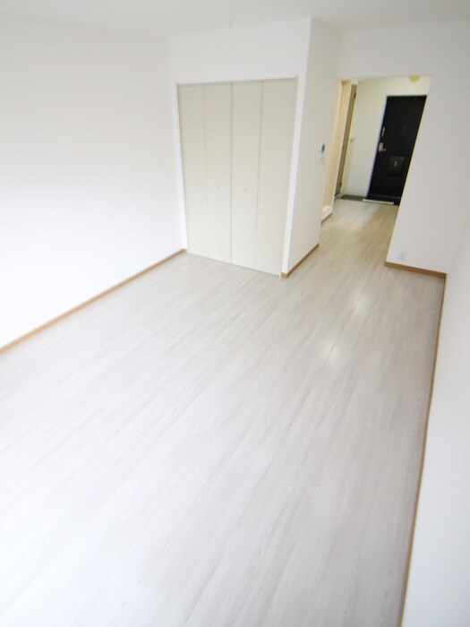 物件内観写真15　(居室)