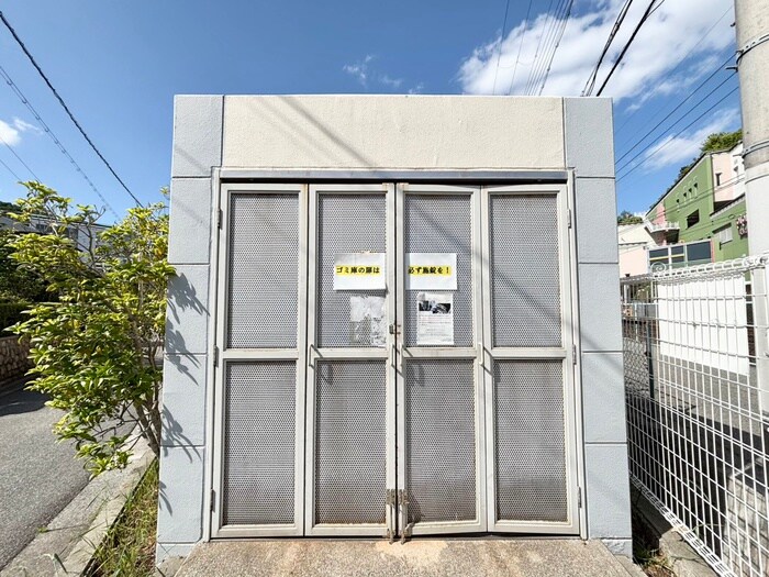 物件外観写真6　(建物設備)