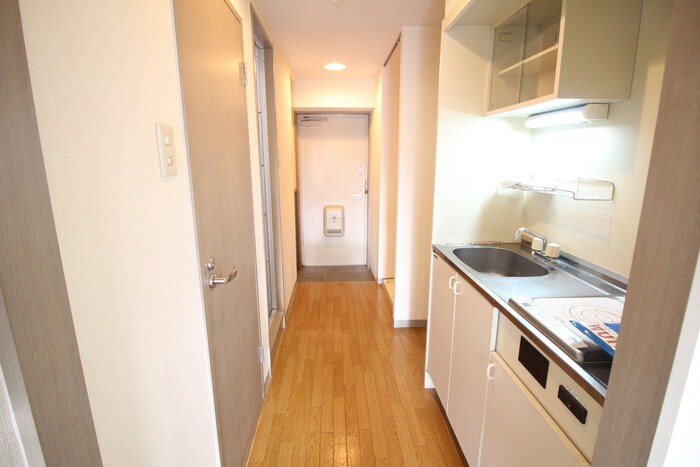 物件内観写真20　(廊下)