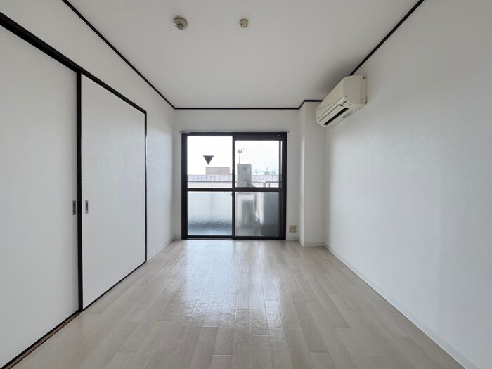 物件内観写真12　(居室)