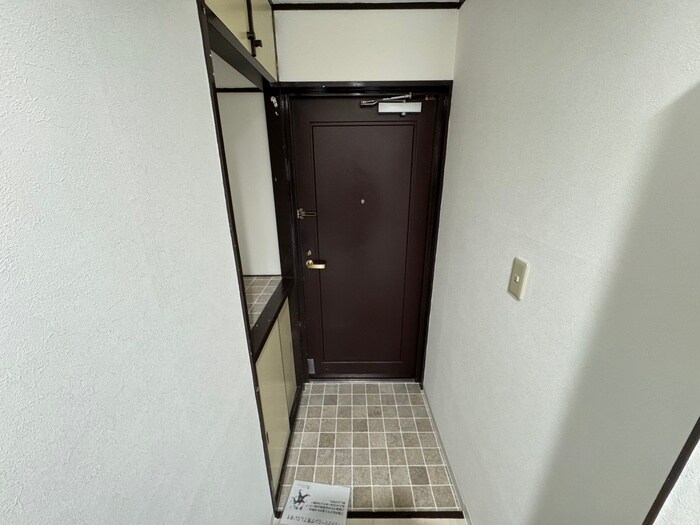 物件内観写真20　(玄関)